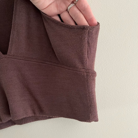 Aritzia Wilfred Free Valeria Plunge Crop Top Tank - Picture 4 of 10